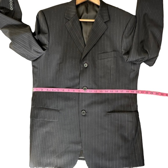 Loro Piana Wool by Ovvio Men's  3 Button Pinstripe Blazer Size: 42 - Picture 11 of 15
